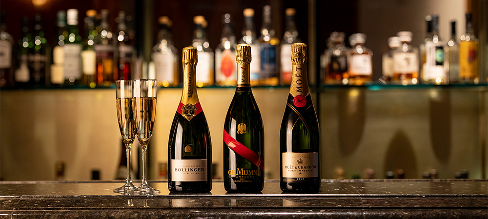 メインバー「キャプテンズバー」Champagne Collection - Voyage La Champagne  