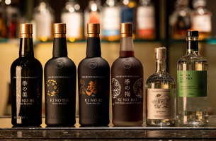 メインバー「キャプテンズバー」Japanese Gin Collection – Temptation of Scent 