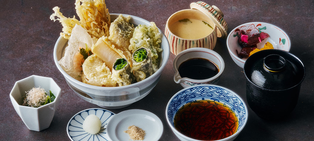 【平日限定ランチ】日本料理「さくら」選べる御膳～豊洲市場直送海鮮丼、黒毛和牛、さくら特製冬の天丼～