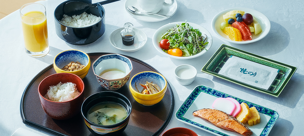 プライベート空間でゆったり過ごす朝~ルームサービス朝食メニューのご紹介~